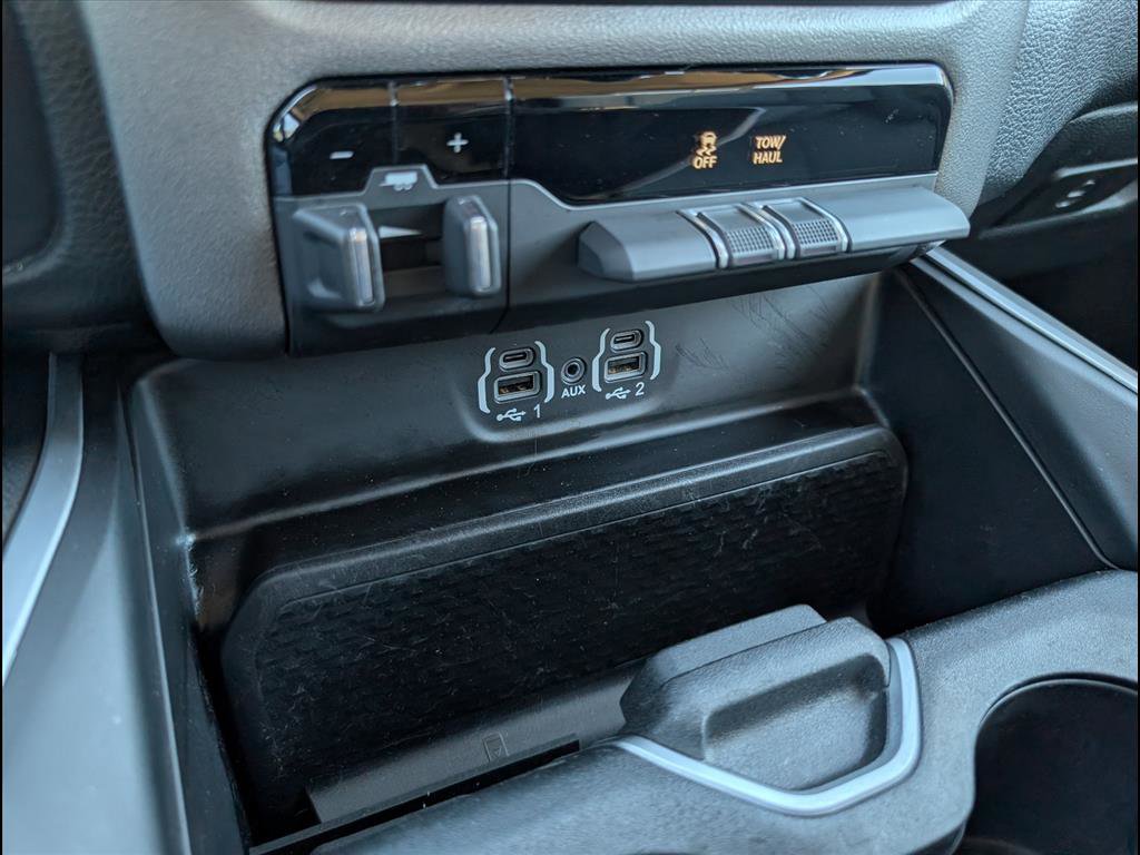 Used 2020 RAM 1500 Big Horn image 13