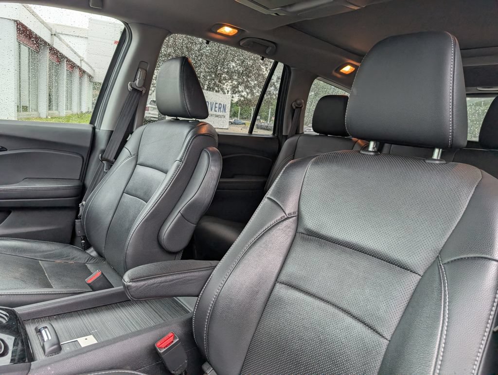Used 2019 Honda Pilot Elite image 19