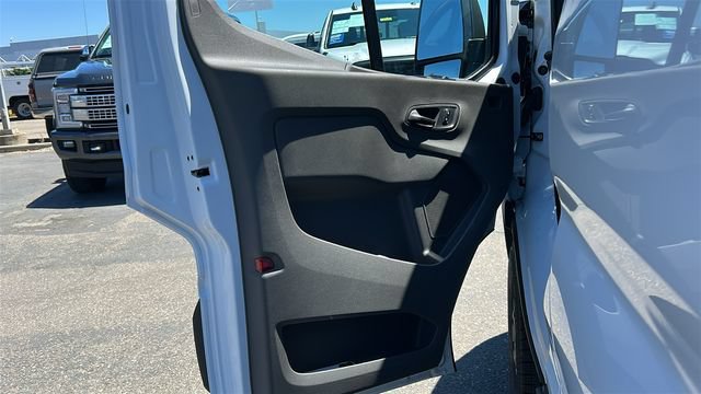 New 2026 Ford Transit 250 148 Medium Roof RWD image 15