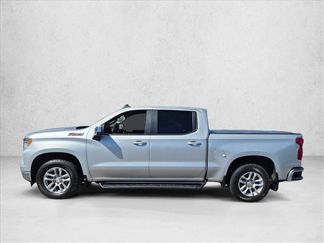Used 2022 Chevrolet Silverado 1500 LT AWD/4WD image 5