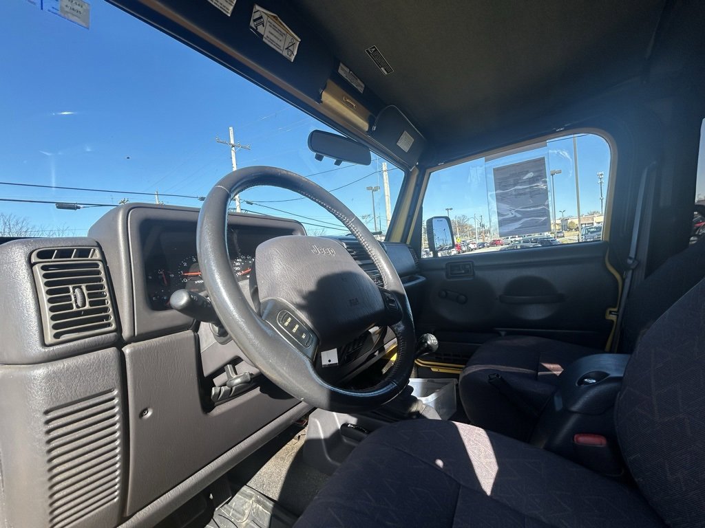 Used 2002 Jeep Wrangler Sport image 14