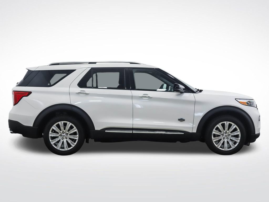 Used 2023 Ford Explorer King Ranch w/ Technology Package AWD/4WD image 6