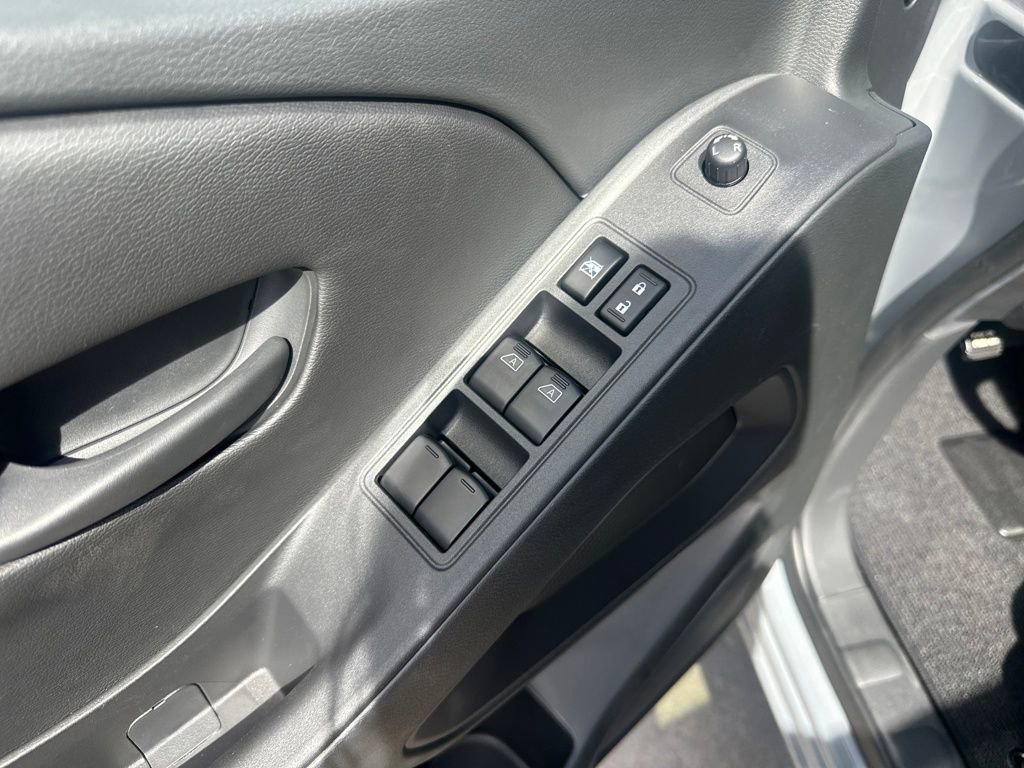 New 2026 Nissan Frontier SV w/ SV Convenience Package image 12