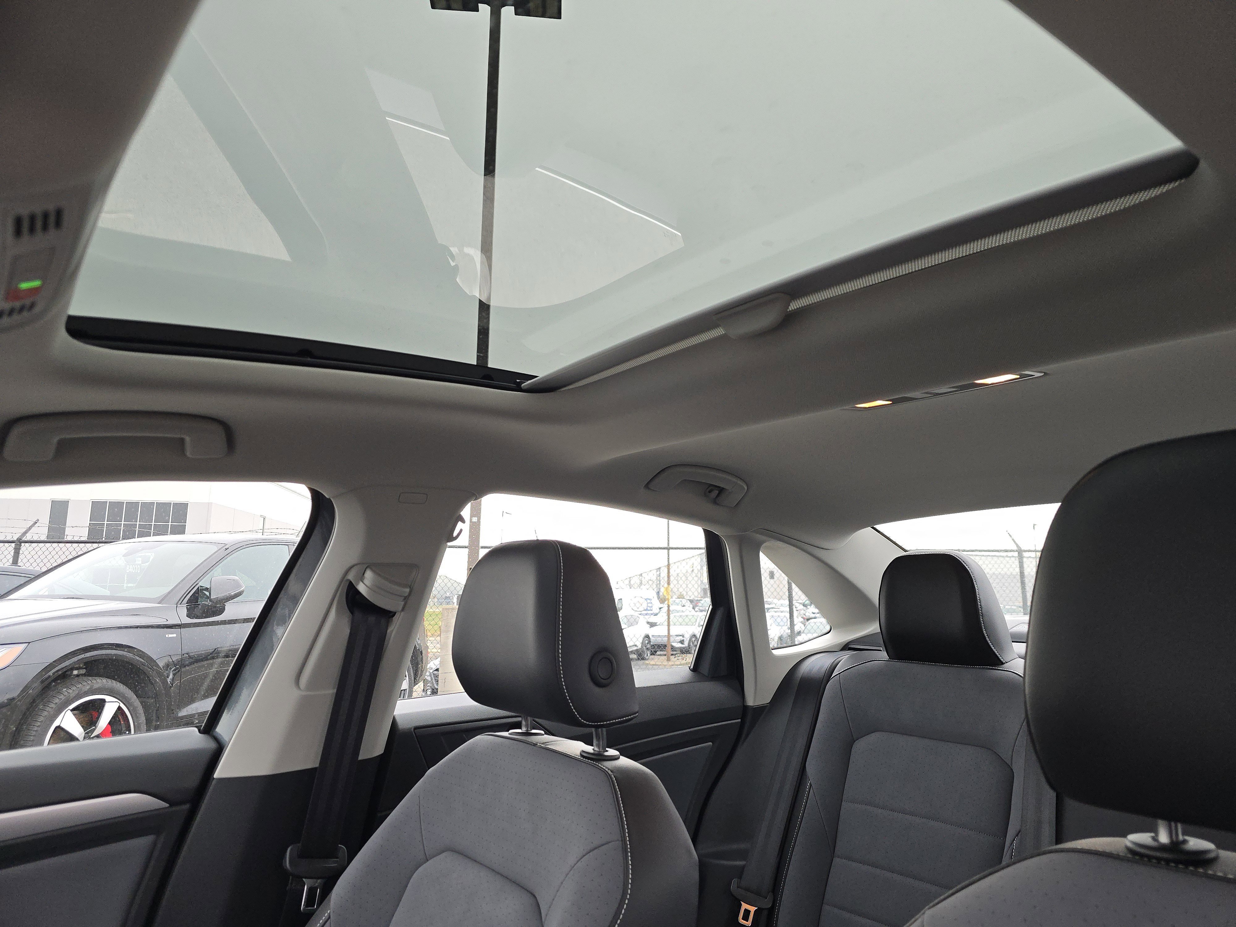 New 2026 Volkswagen Jetta SE image 9