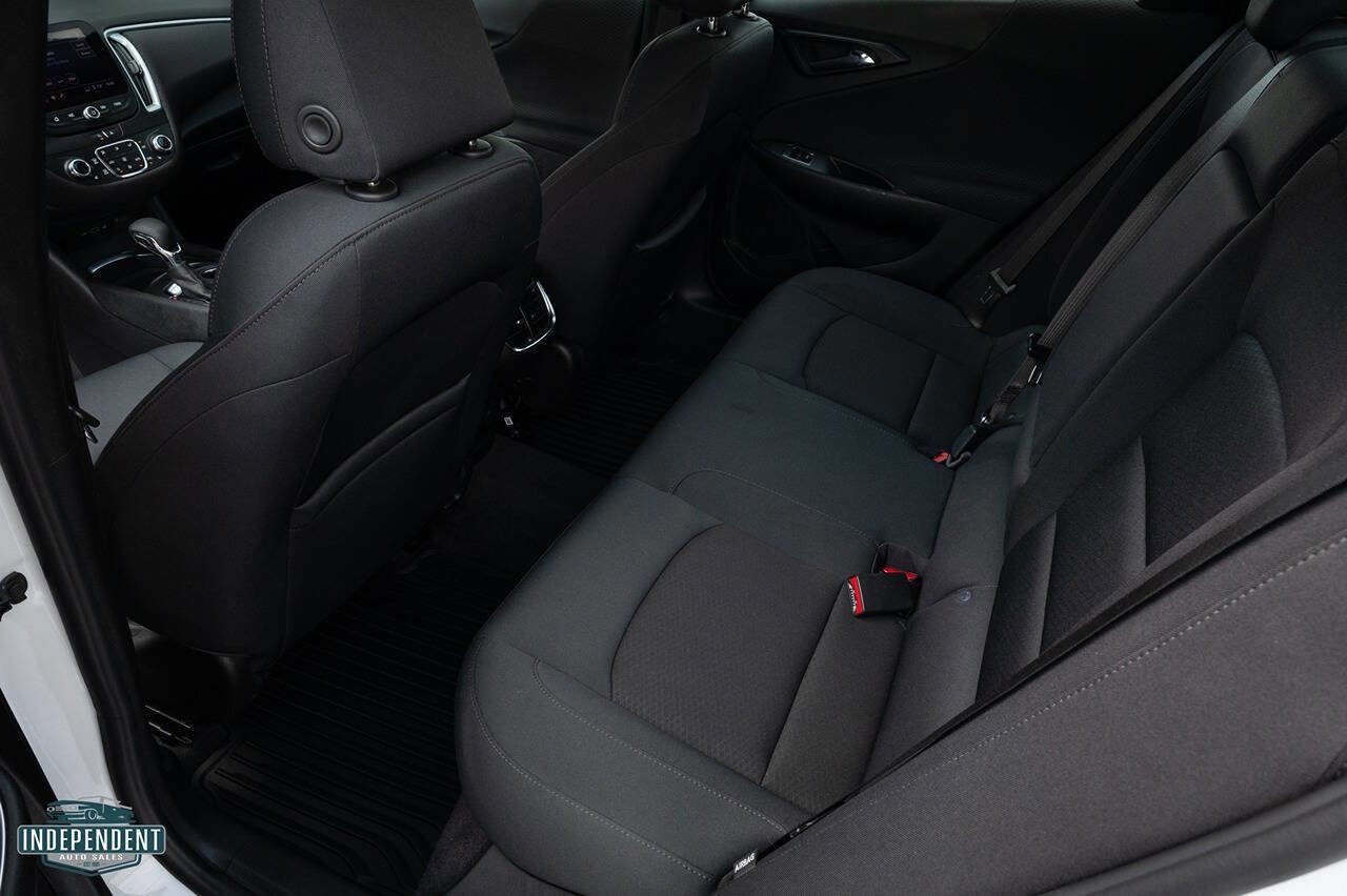 Used 2022 Chevrolet Malibu LT image 16