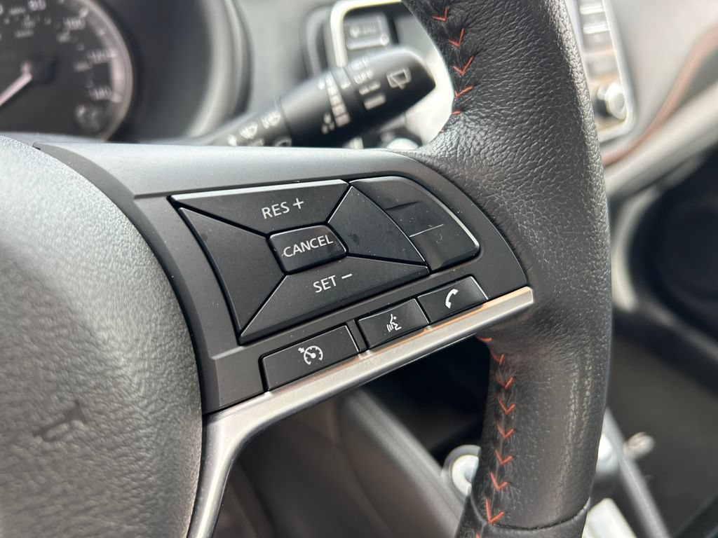 Used 2019 Nissan Kicks SR w/ SR Premium Package FWD image 18