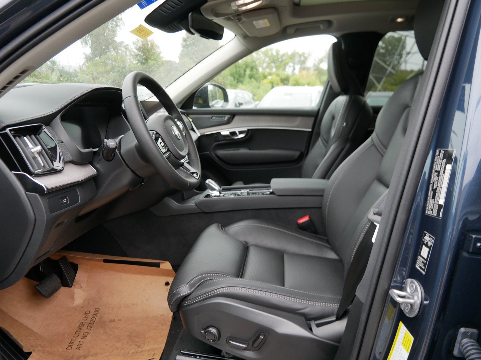 New 2027 Volvo XC90 B6 Ultra AWD/4WD image 5