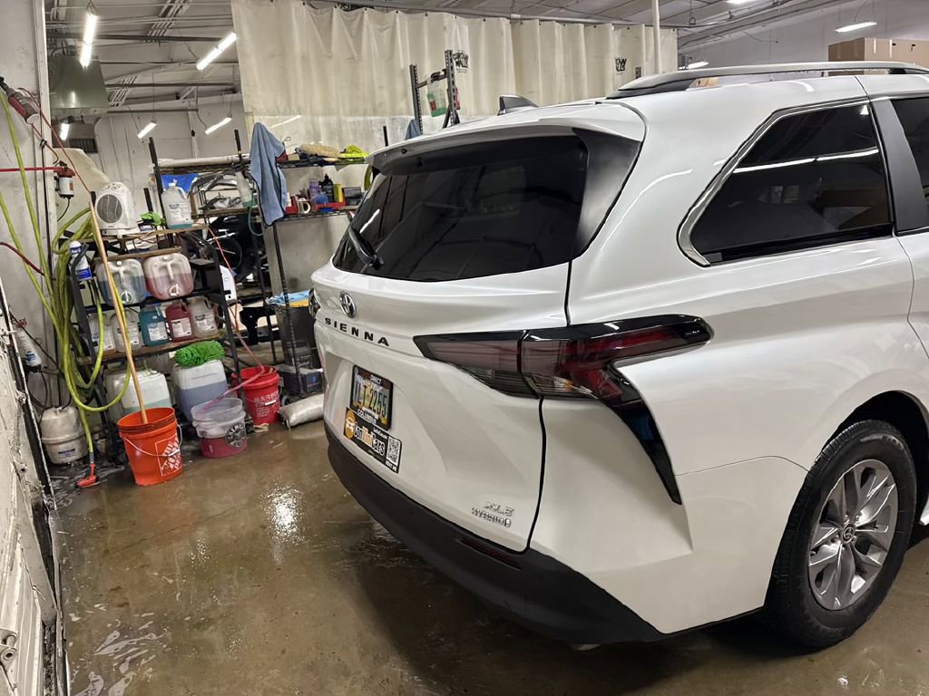 Used 2024 Toyota Sienna XLE image 13