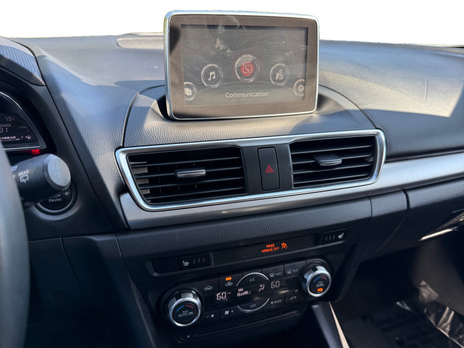 Used 2016 MAZDA MAZDA3 s Grand Touring FWD image 12