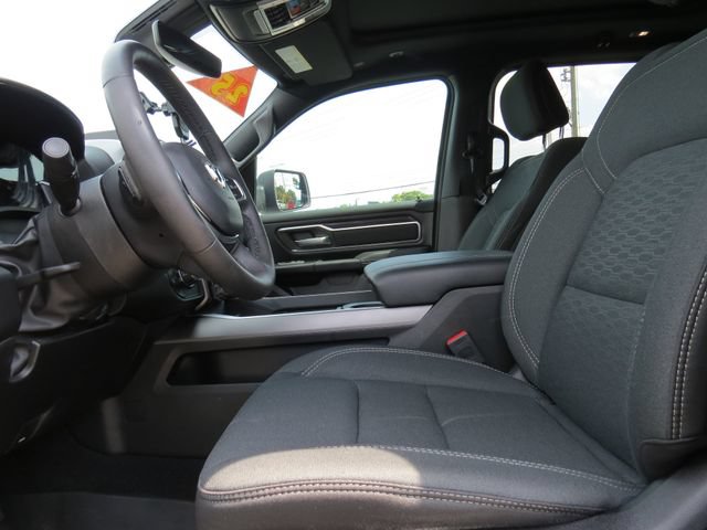 Used 2025 RAM 1500 Big Horn AWD/4WD image 16