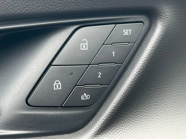 New 2027 Chevrolet Equinox RS w/ Safety and Technology Package AWD/4WD image 16