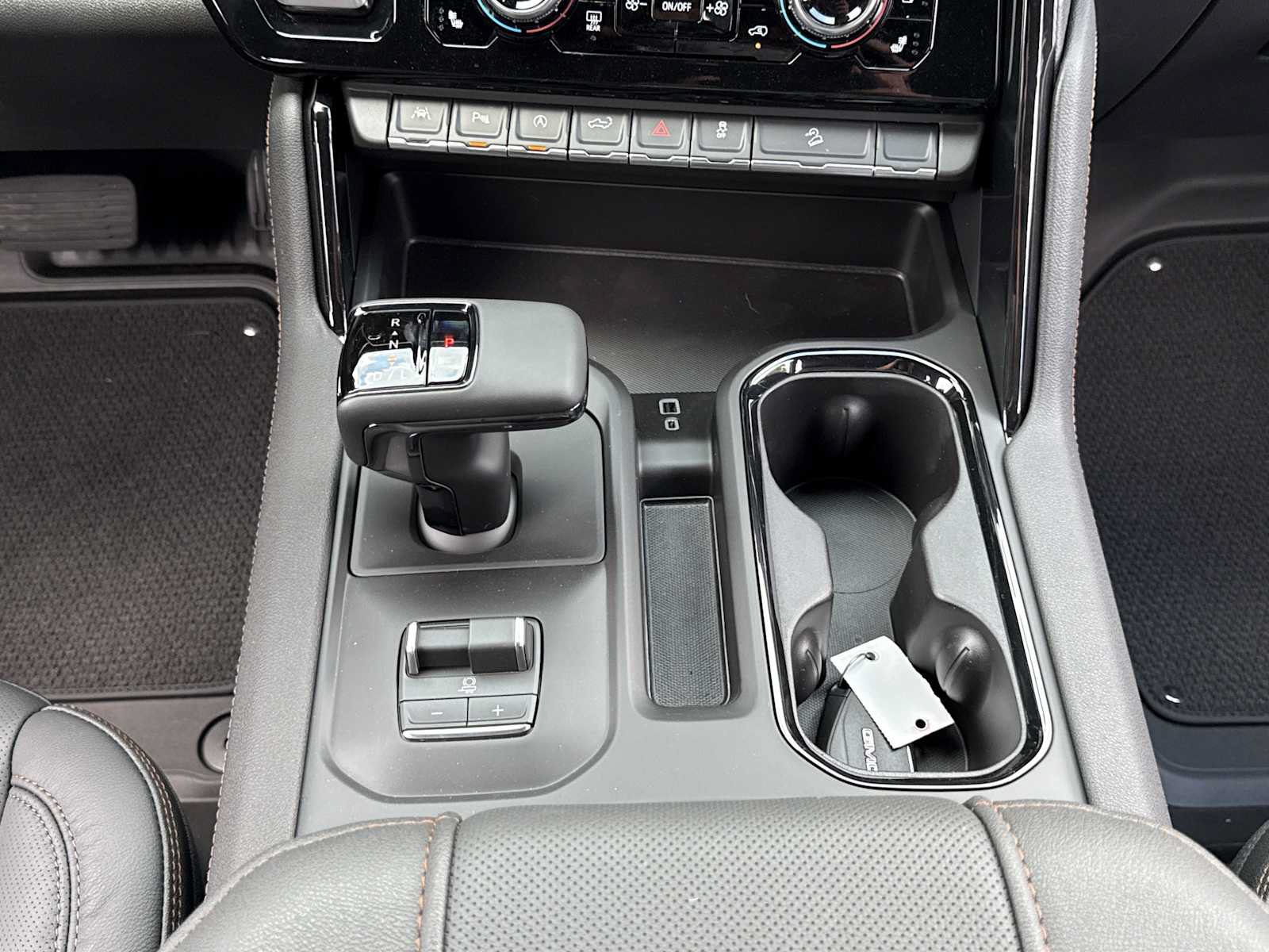 New 2026 GMC Sierra 1500 AT4 w/ AT4 Premium Package AWD/4WD image 5