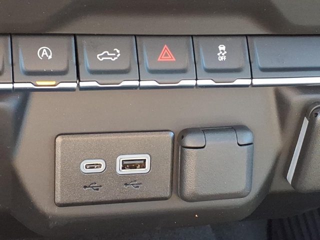 New 2026 Chevrolet Silverado 1500 Custom AWD/4WD image 17