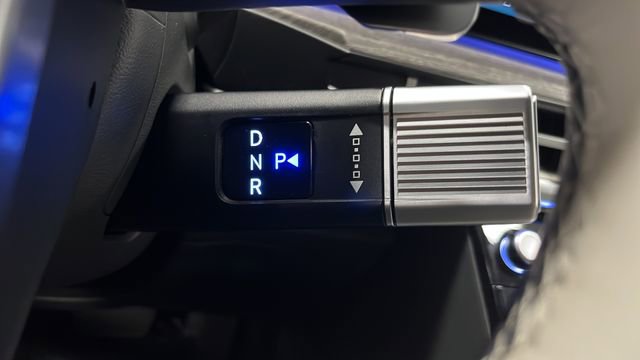 Used 2025 Hyundai Santa Fe Calligraphy AWD/4WD image 19