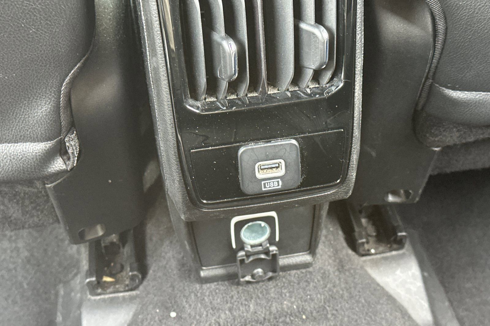 Used 2024 Jeep Compass Latitude image 15