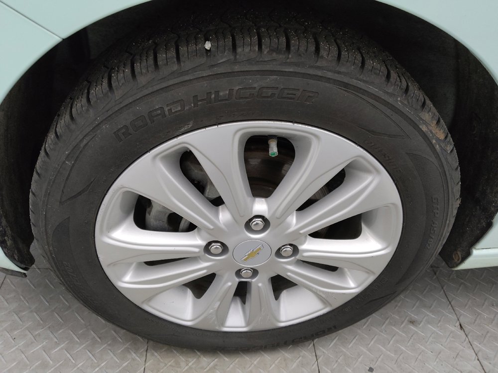 Used 2017 Chevrolet Spark LT w/ Driver Confidence Package image 31