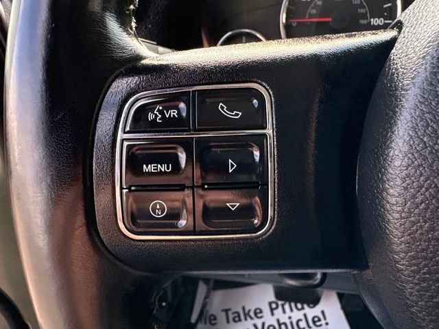 Used 2015 Jeep Wrangler Unlimited Sahara w/ Connectivity Group AWD/4WD image 29