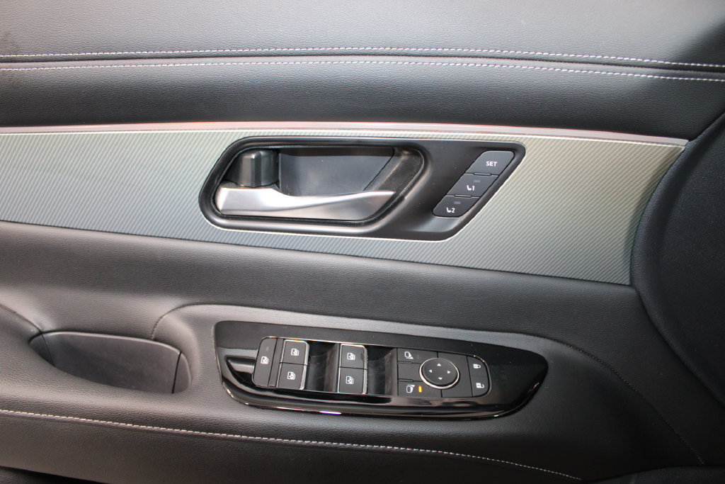 Used 2025 Nissan Murano SL AWD/4WD image 39