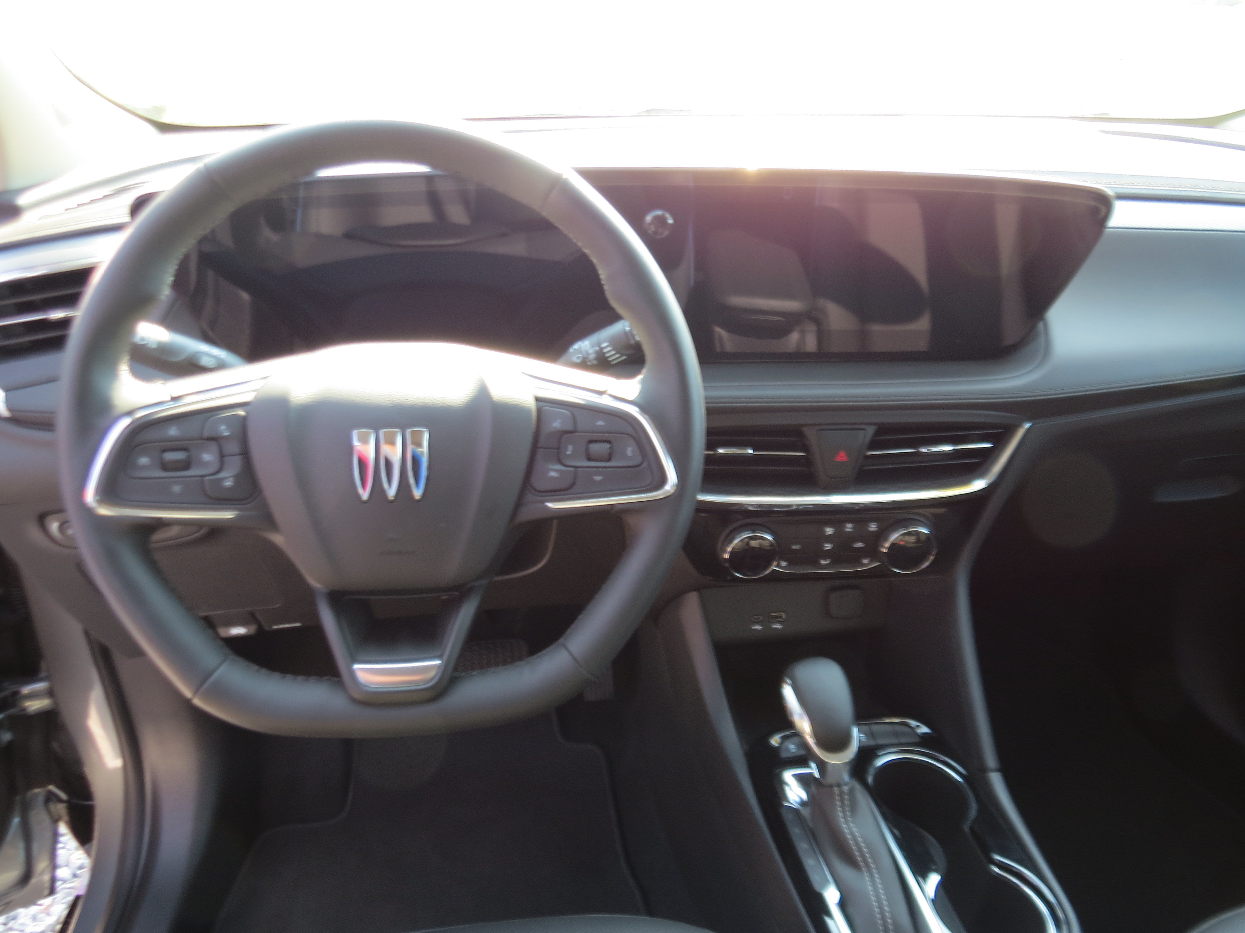 Used 2026 Buick Encore GX Sport Touring w/ Comfort Package FWD image 12
