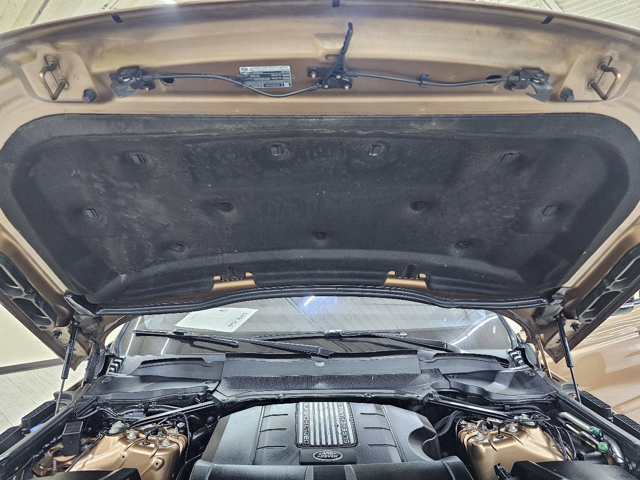 Used 2017 Land Rover Range Rover Sport HSE Dynamic image 46