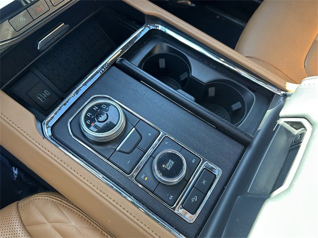 Certified 2022 Ford Expedition Max Platinum image 25