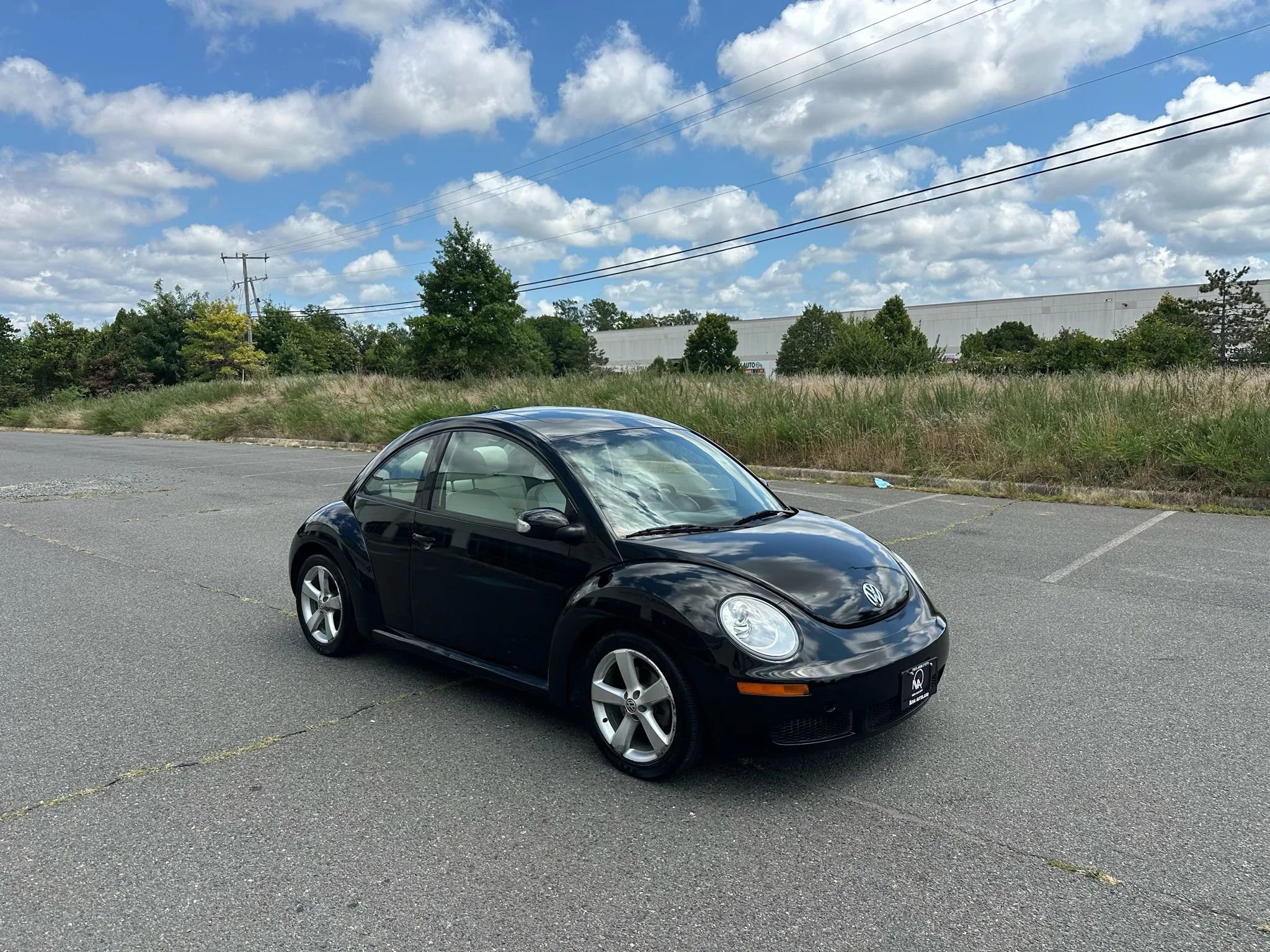 Used 2008 Volkswagen Beetle SE