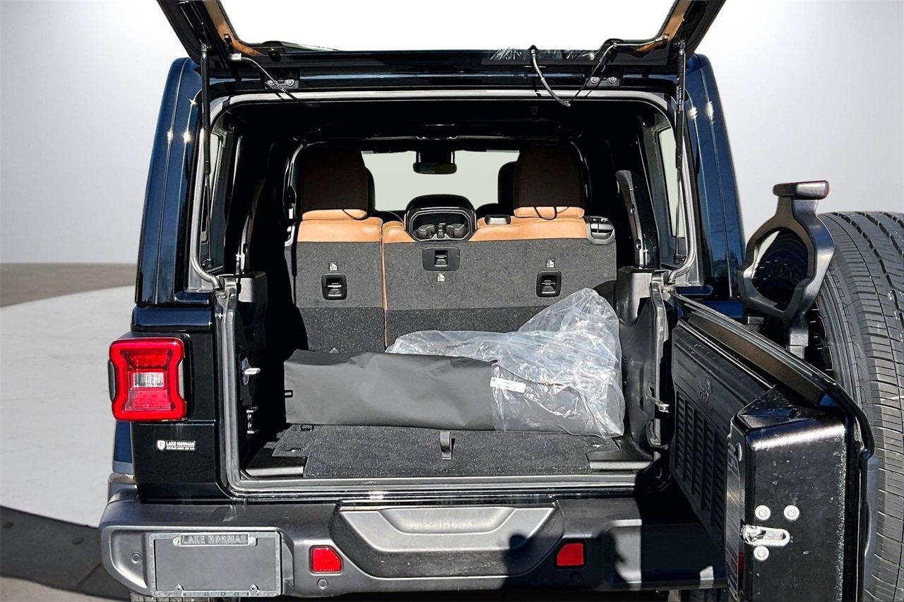 Certified 2023 Jeep Wrangler Sahara w/ Safety Group image 25