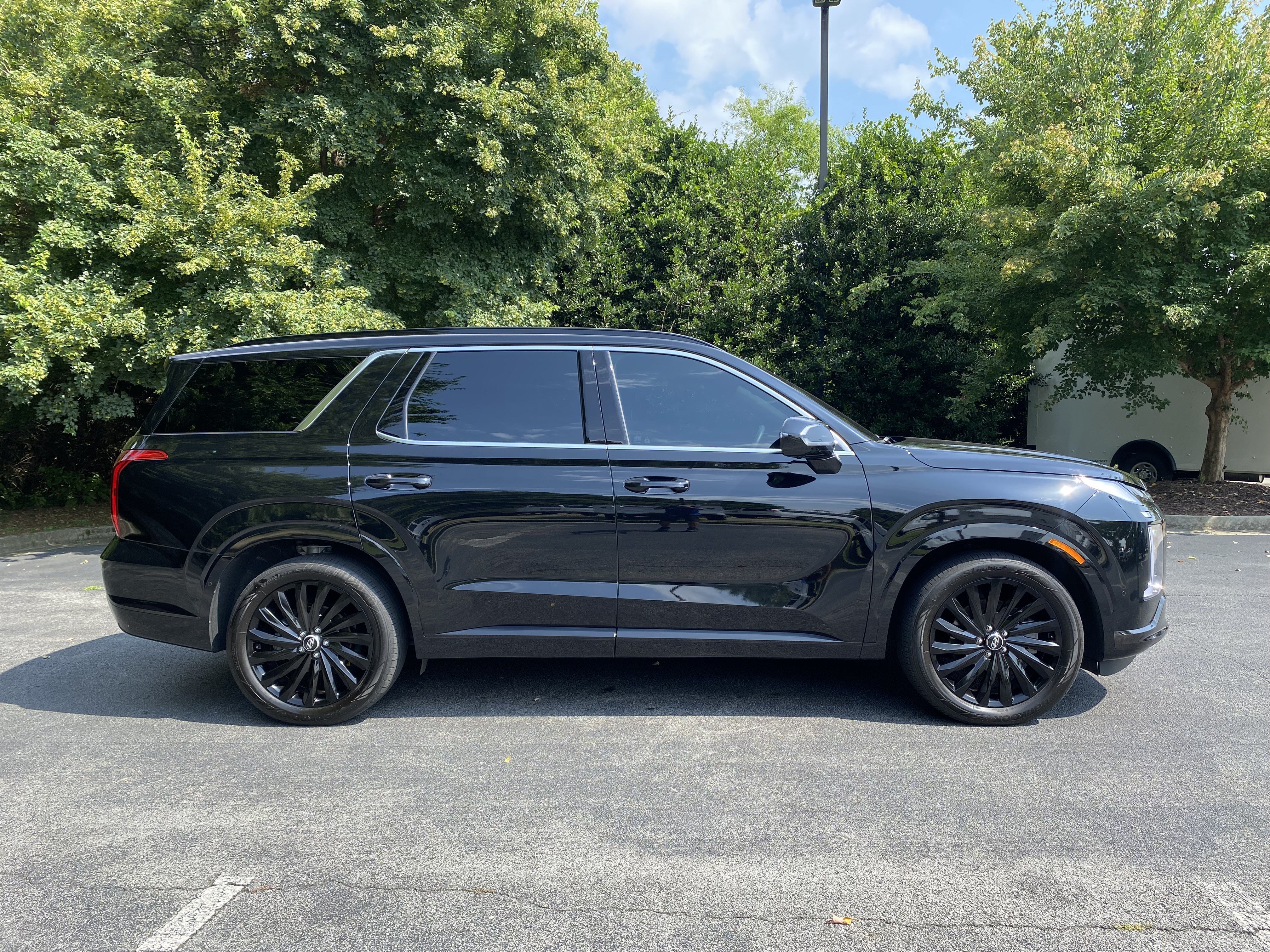 Used 2024 Hyundai Palisade Calligraphy AWD/4WD image 10