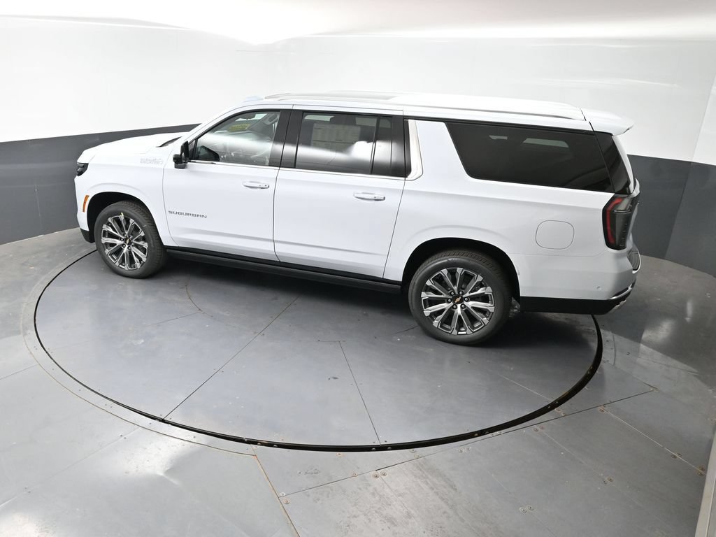 New 2026 Chevrolet Suburban High Country AWD/4WD image 43