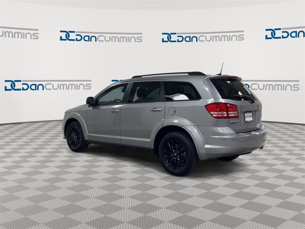 Used 2020 Dodge Journey SE w/ SE Popular Equipment Group image 6