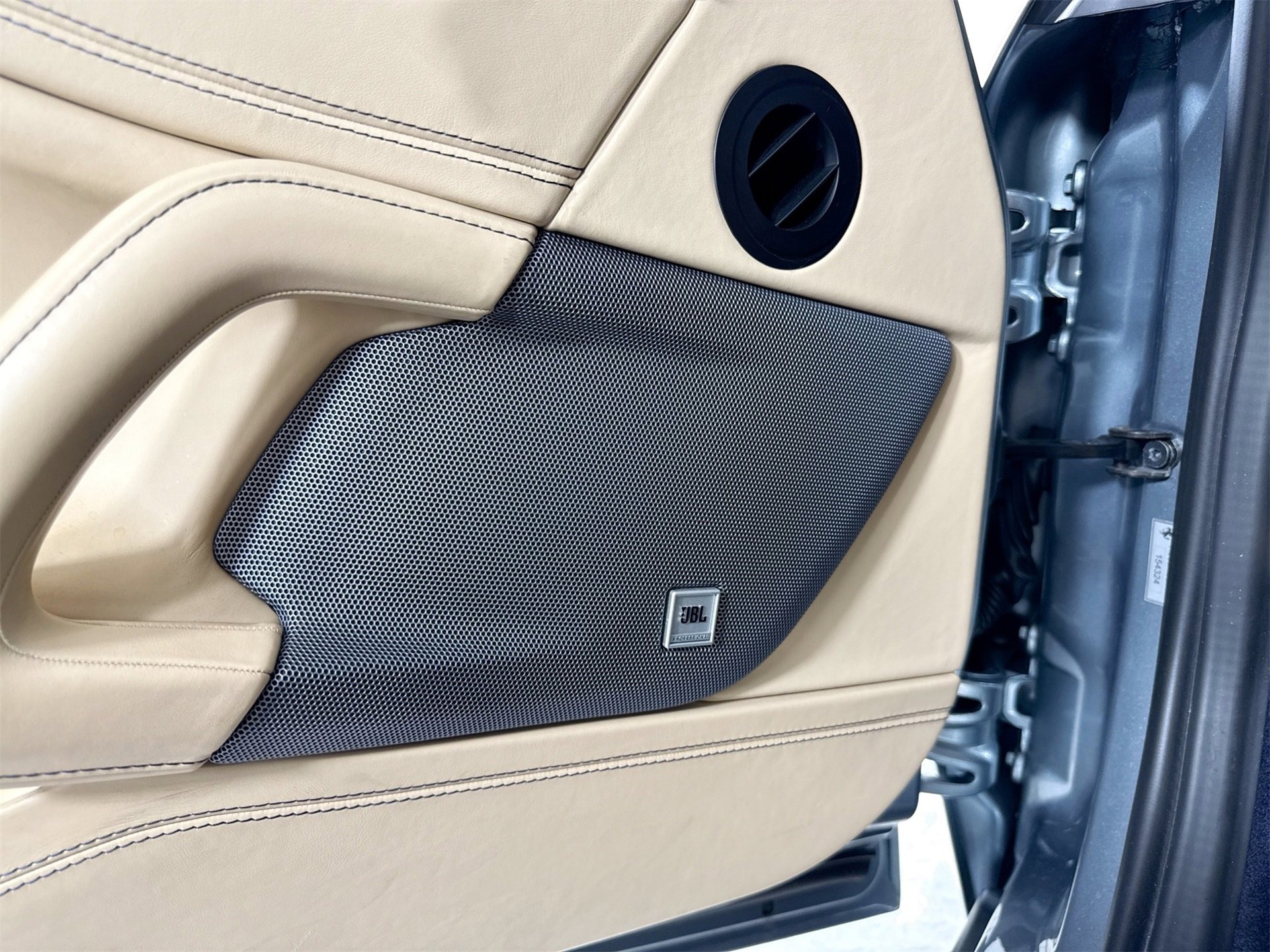 Certified 2018 Ferrari GTC4Lusso image 17