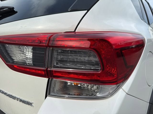 Used 2022 Subaru Crosstrek 2.0i Premium w/ Moonroof Package image 15