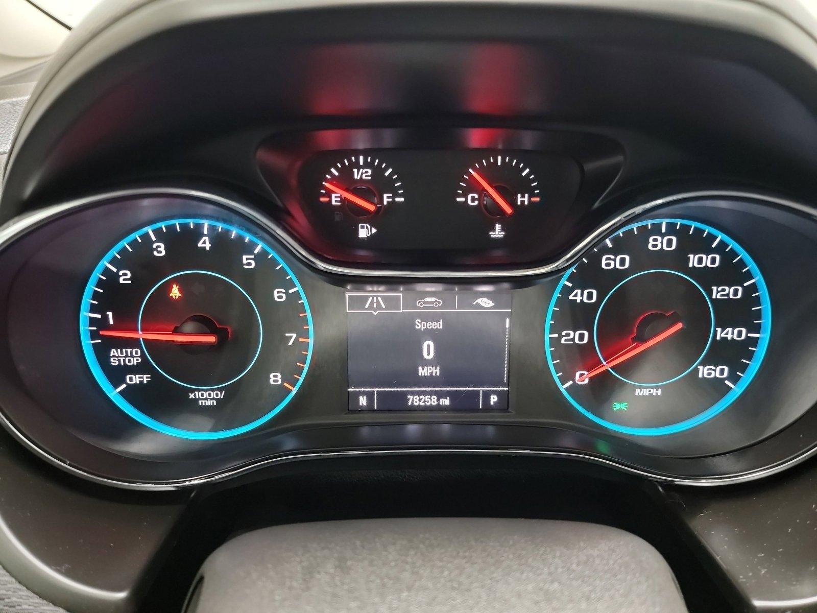 Used 2018 Chevrolet Cruze LT w/ Convenience Package image 17