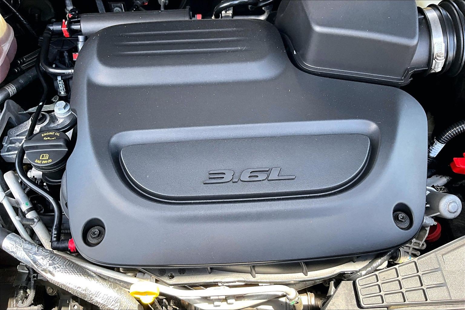 Used 2019 Chrysler Pacifica Limited w/ Advanced Safetytec Group FWD image 32