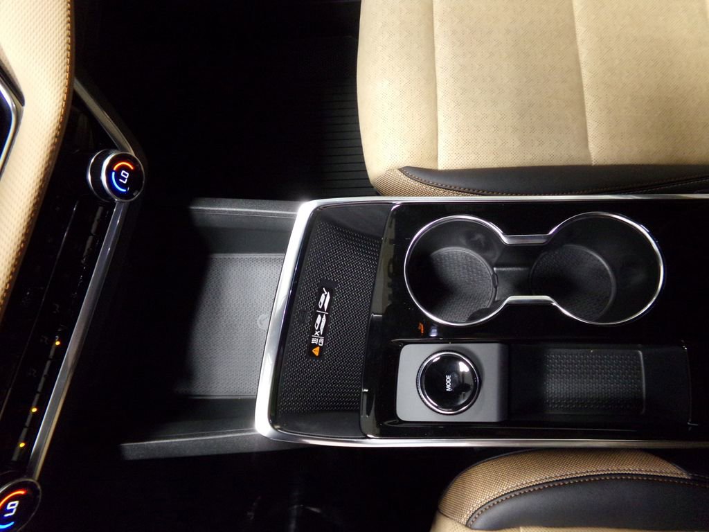 New 2026 Chevrolet Equinox ACTIV w/ Convenience Package III image 19