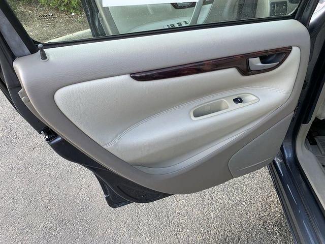 Used 2007 Volvo V70 2.5T image 15