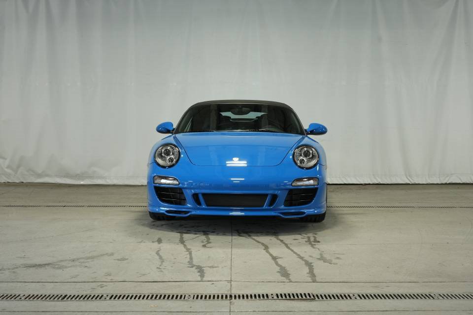 Used 2011 Porsche 911 Speedster image 10