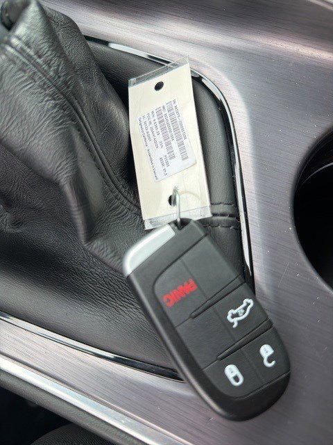 Used 2016 Dodge Challenger R/T image 26