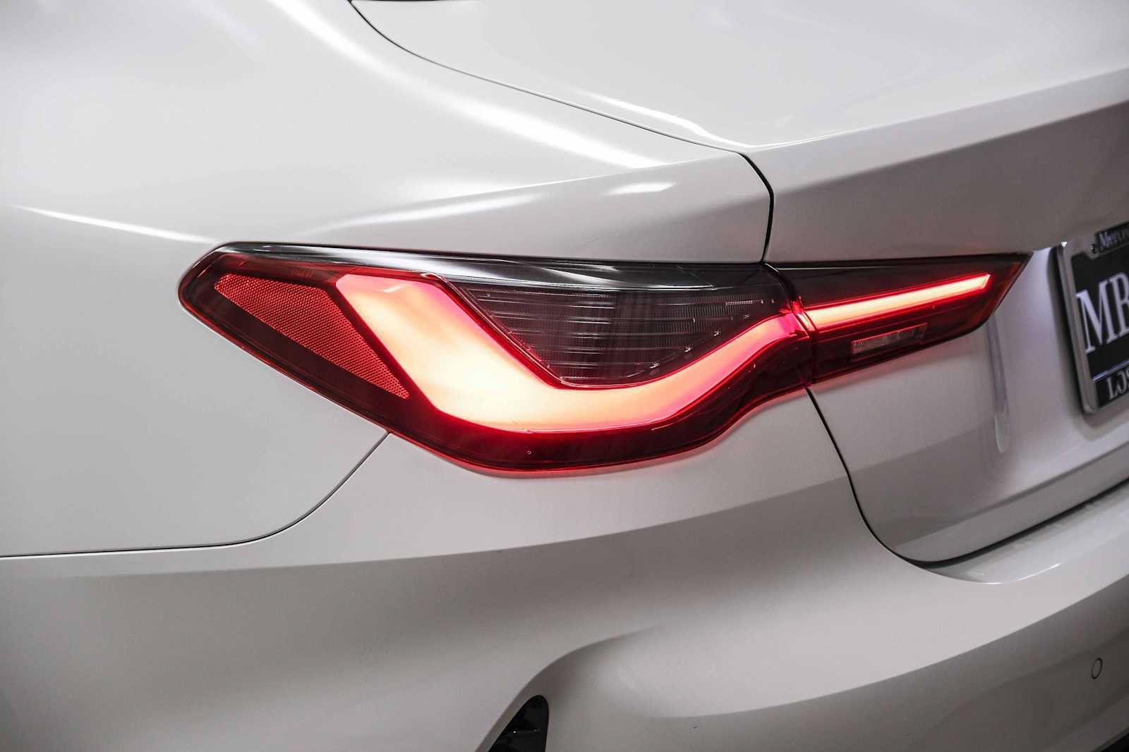 Used 2024 BMW 430i Coupe w/ Convenience Package RWD image 7