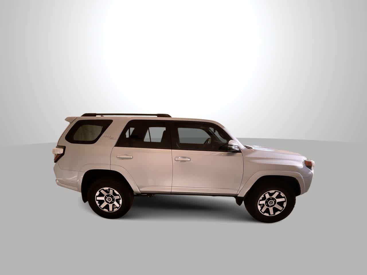 Certified 2021 Toyota 4Runner TRD Off-Road Premium AWD/4WD image 9