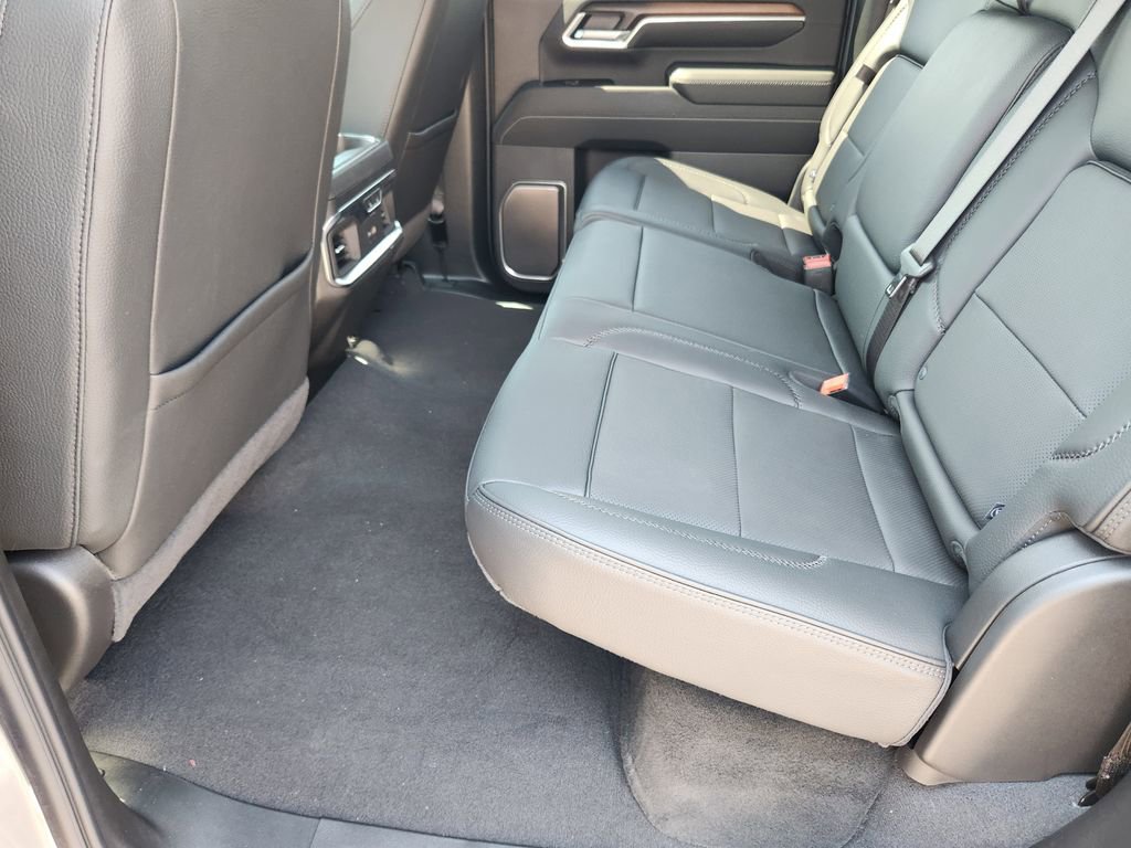 New 2025 GMC Sierra 2500 Denali image 24