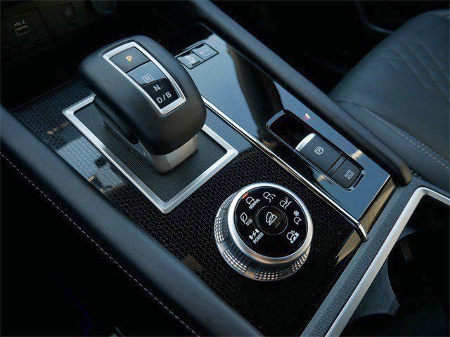 Used 2025 Mitsubishi Outlander SEL Black Edition image 22