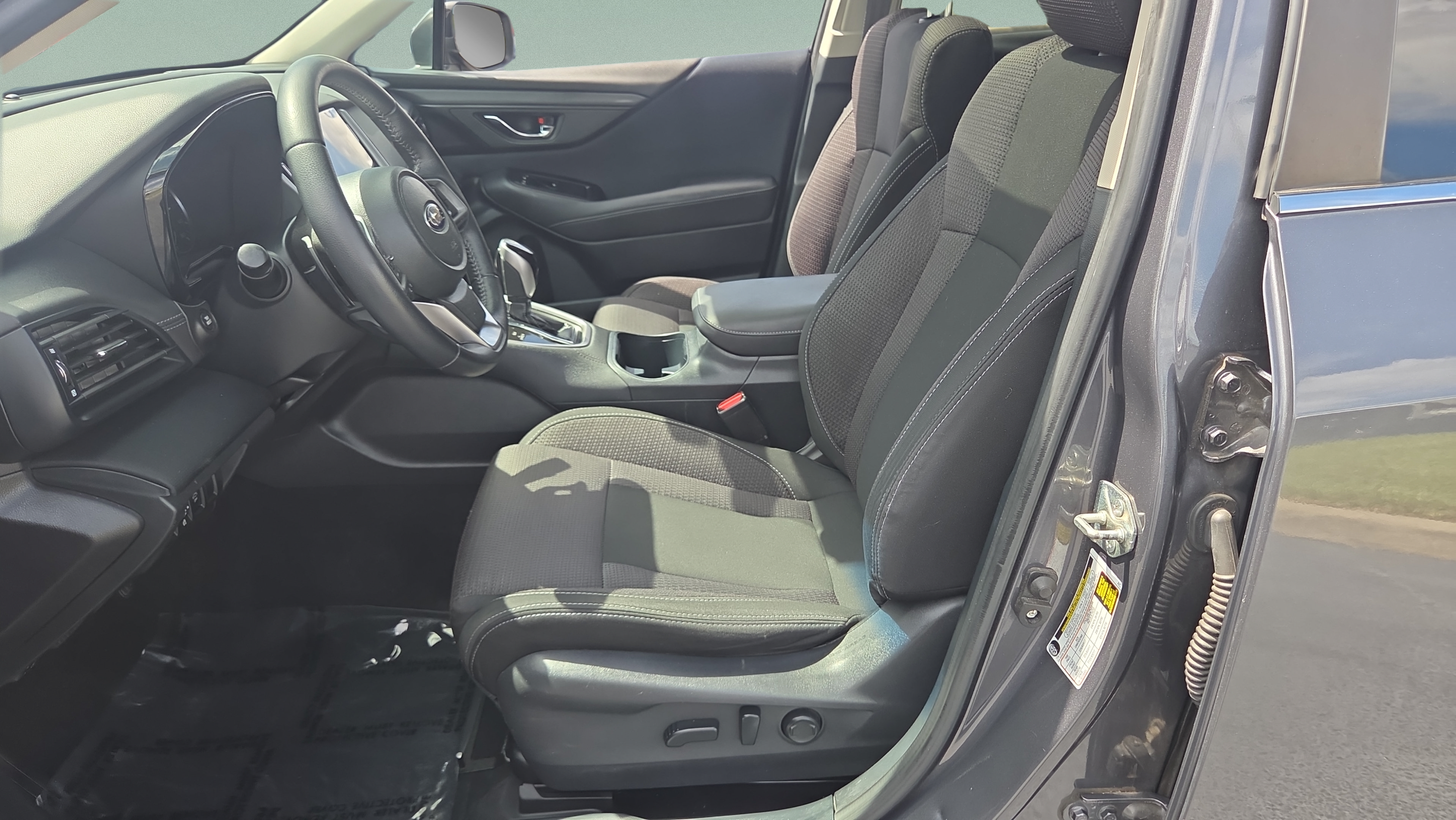 Used 2020 Subaru Outback Premium AWD/4WD image 9