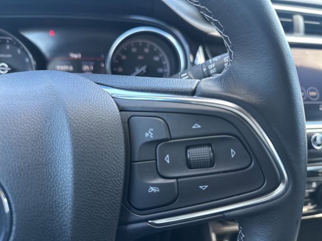 Used 2021 Buick Encore GX Select image 25
