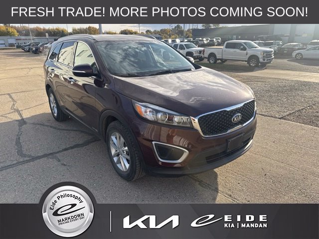 Used 2017 Kia Sorento AWD w/ LX V6 Convenience Package image 1