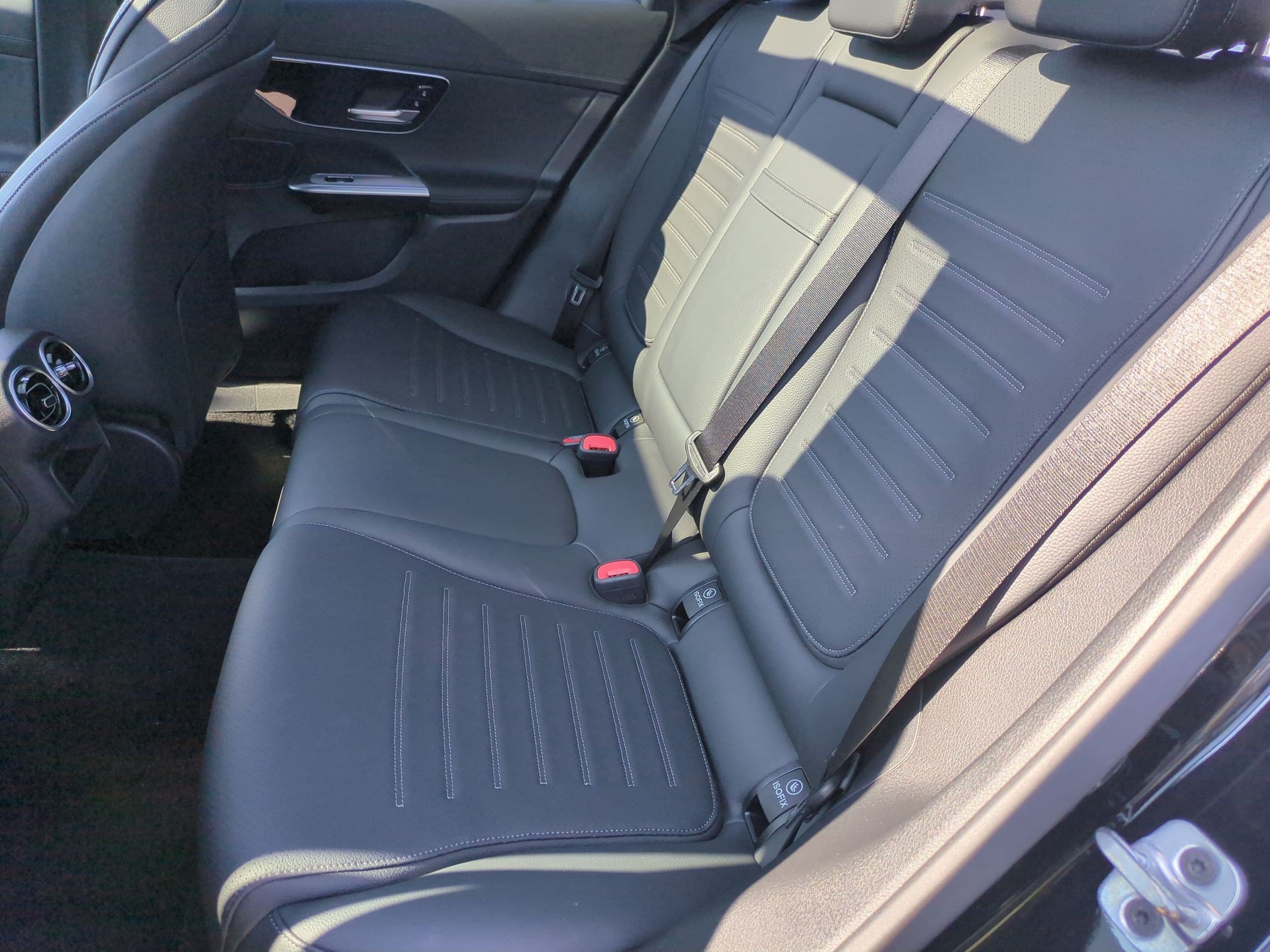 Certified 2026 Mercedes-Benz GLC 300 4MATIC image 29