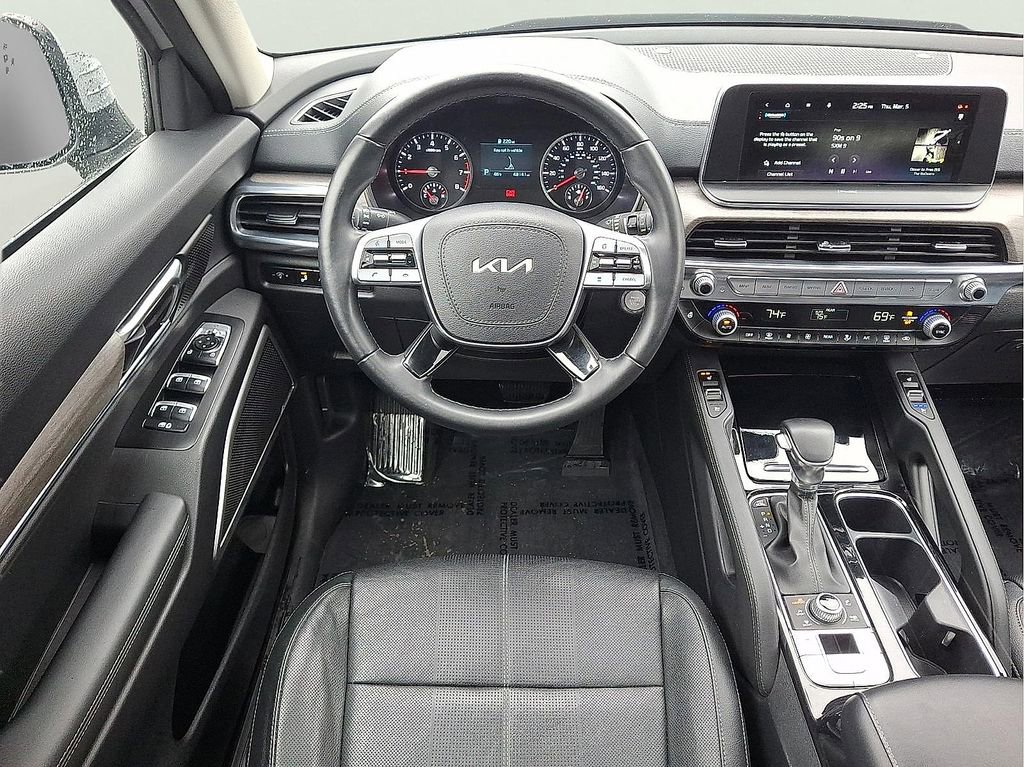 Used 2022 Kia Telluride EX w/ EX Premium Package image 28