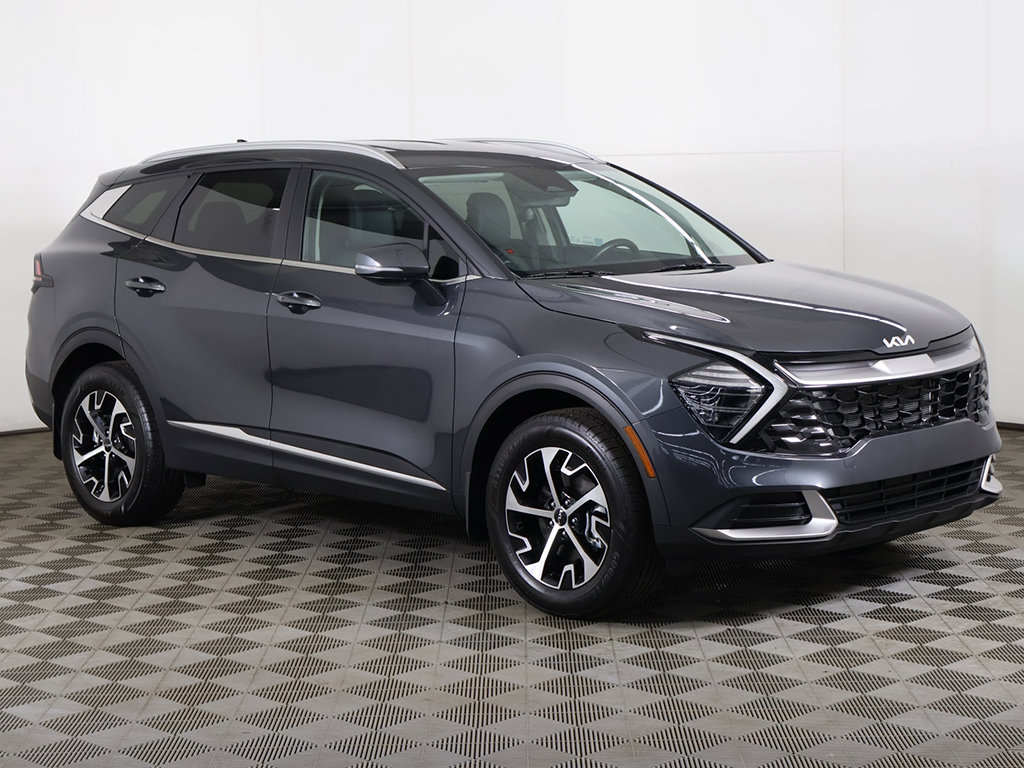Used 2024 Kia Sportage EX AWD/4WD image 2