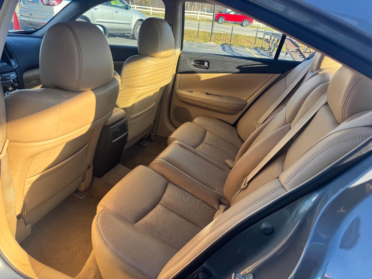 Used 2011 Nissan Maxima 3.5 SV w/ Premium Pkg image 7