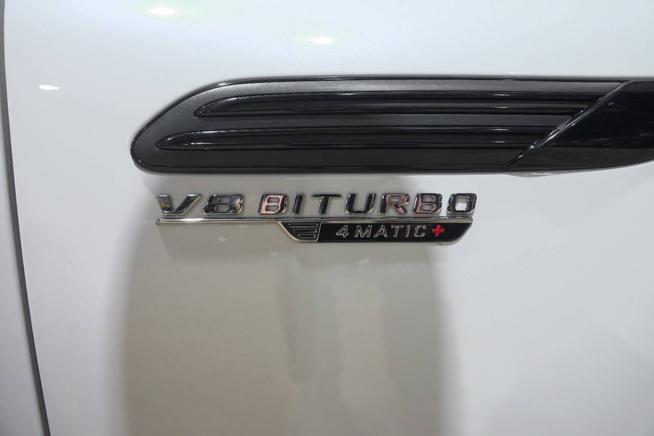 Used 2022 Mercedes-Benz SL 63 AMG 4MATIC image 39